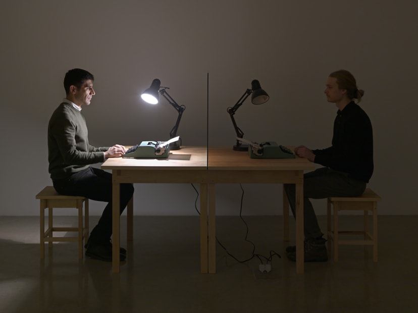 L.L. (Delírio/Burocracia) [L.L. (Delirium/Bureaucracy)] , 2015